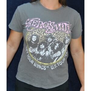 Aerosmith Get your Wings US Tour 74' Small Gray Short Sheeve Shirt